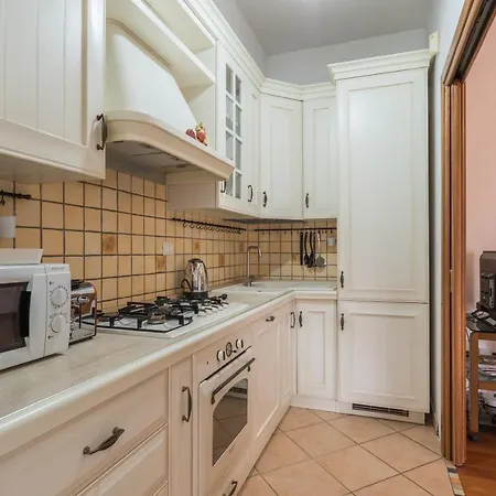 Bright 2 Bedroom And Balcony * Roma